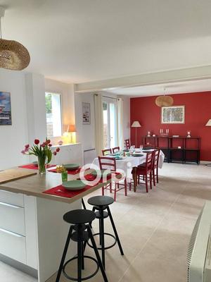 Maison - 148 m² - 6 pièces