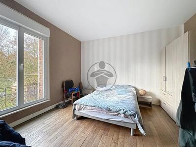 Immeuble - 137 m² - 4 pièces