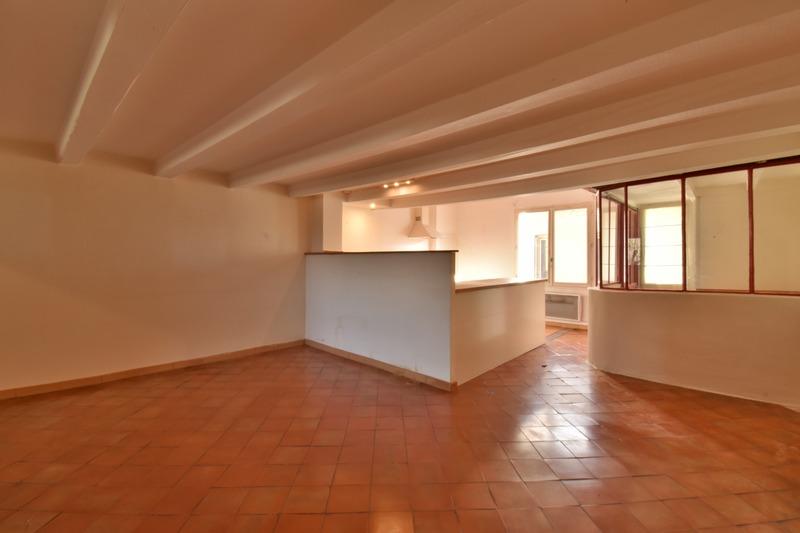Appartement - 81 m² - 3 pièces