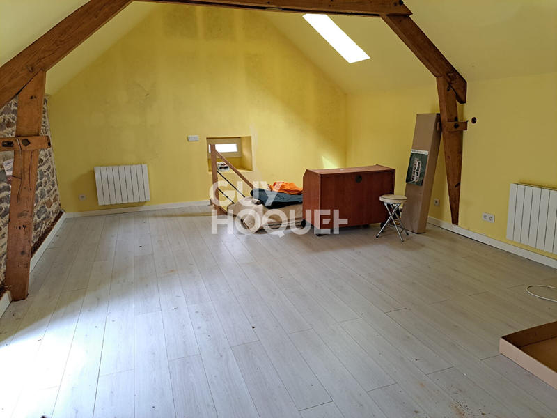 Maison - 242 m² - 8 pièces