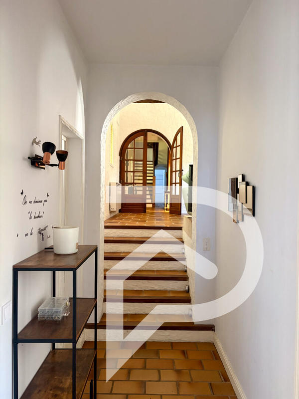 Maison - 185 m² - 6 pièces