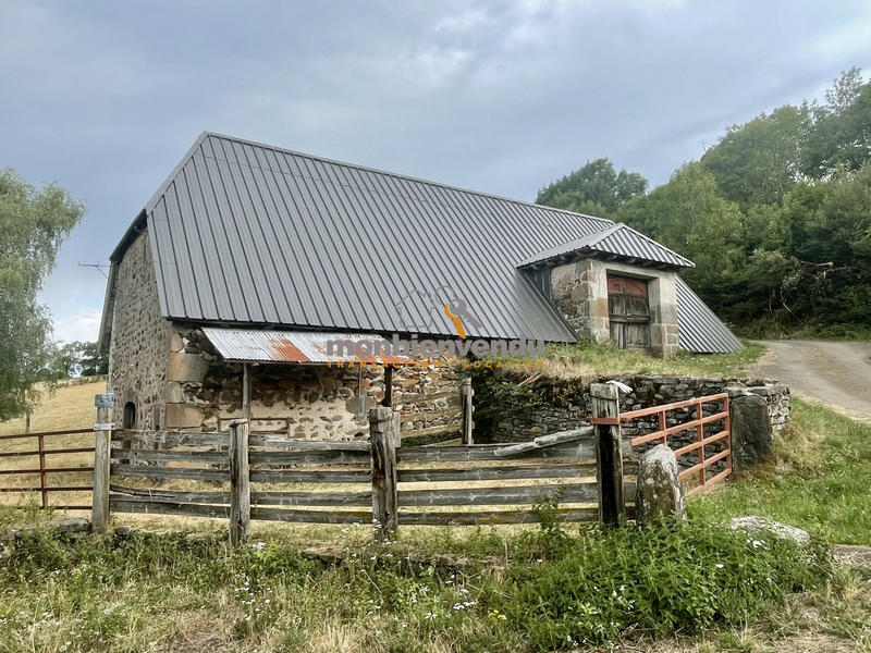 Ferme - 170 m² - 1 pièce