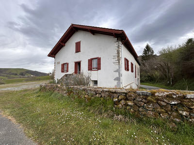 Maison - 192 m² - 5 pièces