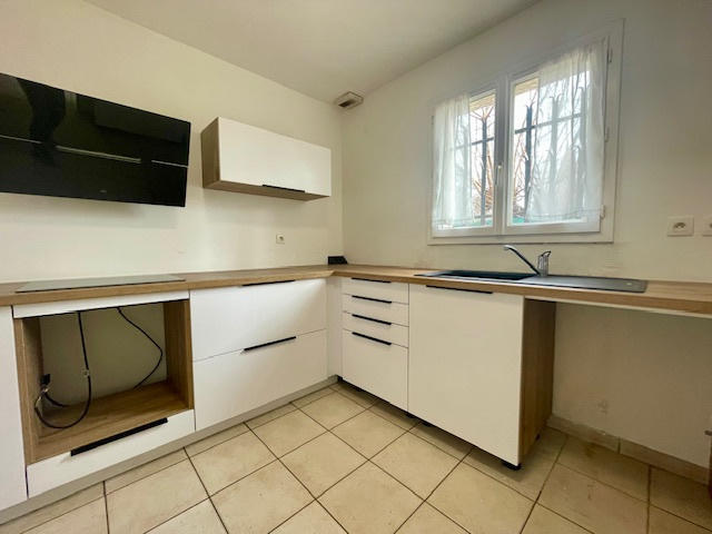 Maison - 86 m² - 4 pièces