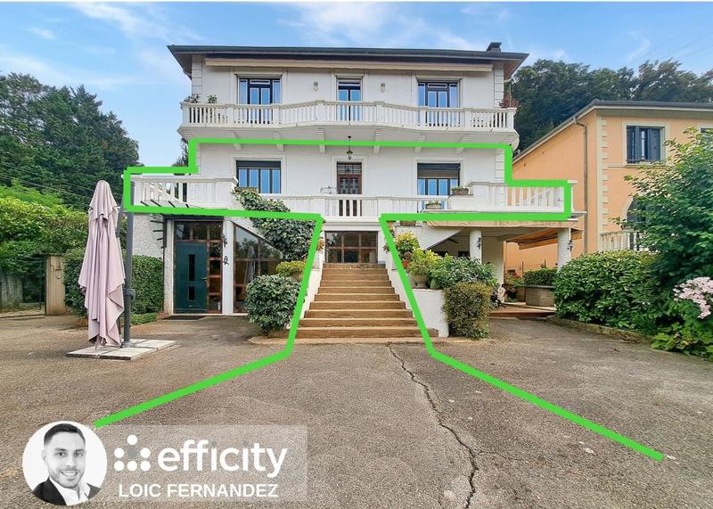 Appartement - 120 m² - 4 pièces