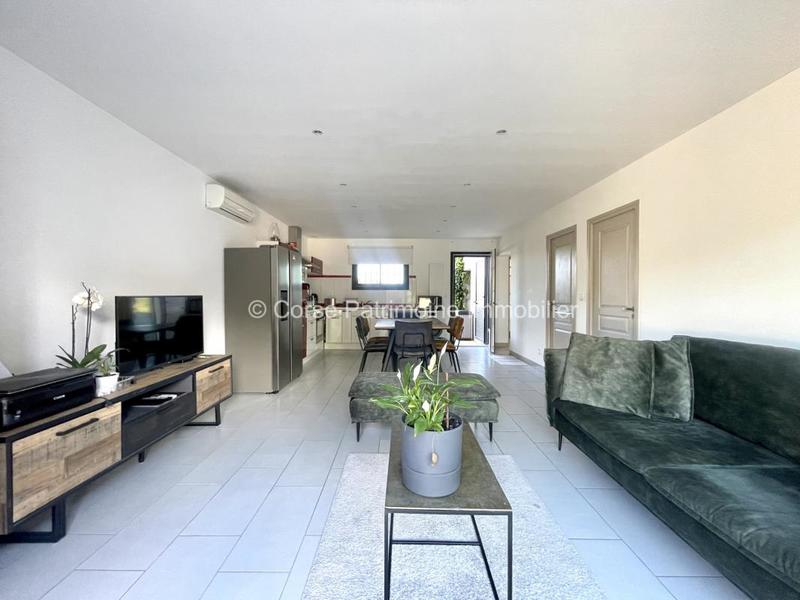 Villa - 210 m² - 6 pièces