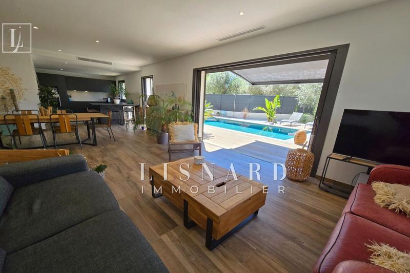 Maison - 145 m² - 4 pièces