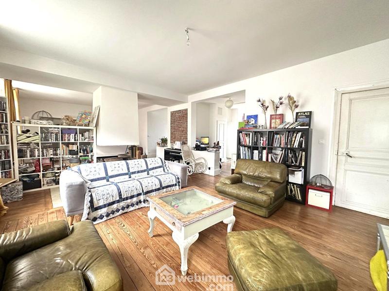 Maison - 214 m² - 9 pièces