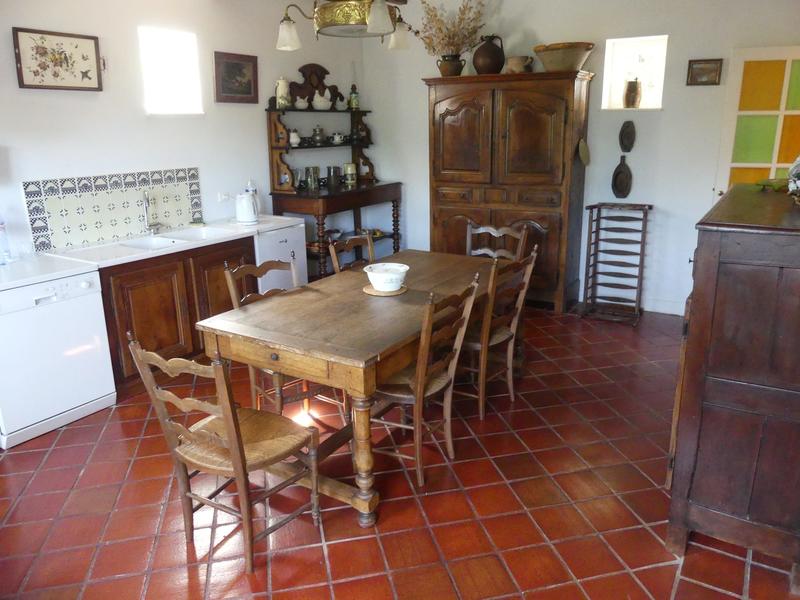 Maison - 201 m² - 8 pièces