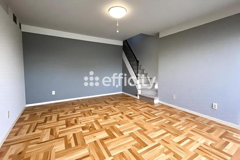 Pavillon - 80 m² - 4 pièces