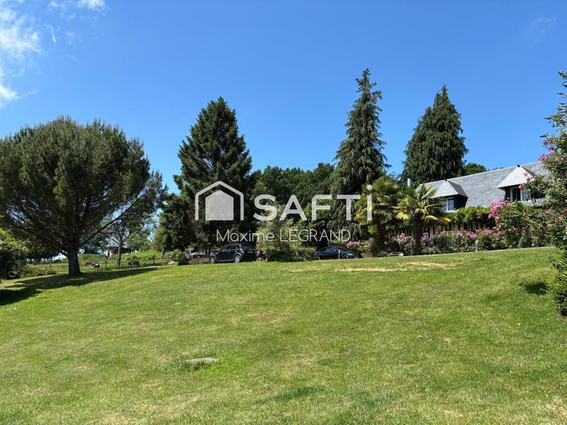 Maison - 360 m² - 15 pièces