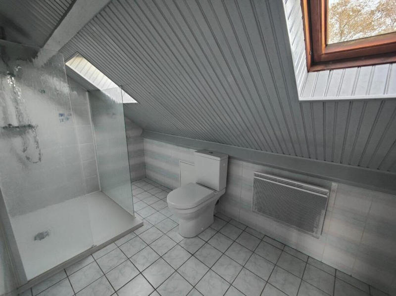 Maison - 102 m² - 6 pièces