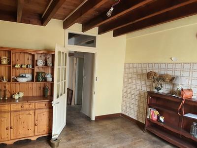 Maison - 83 m² - 8 pièces