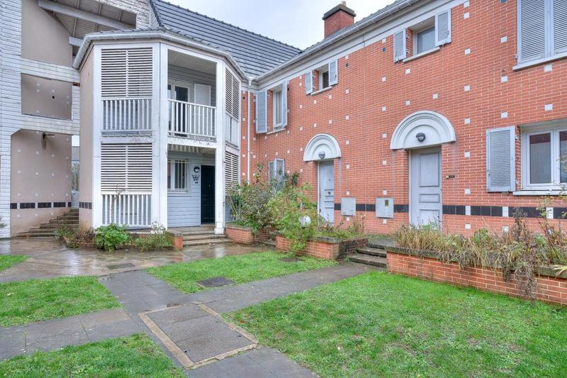 Maison - 92 m² - 5 pièces