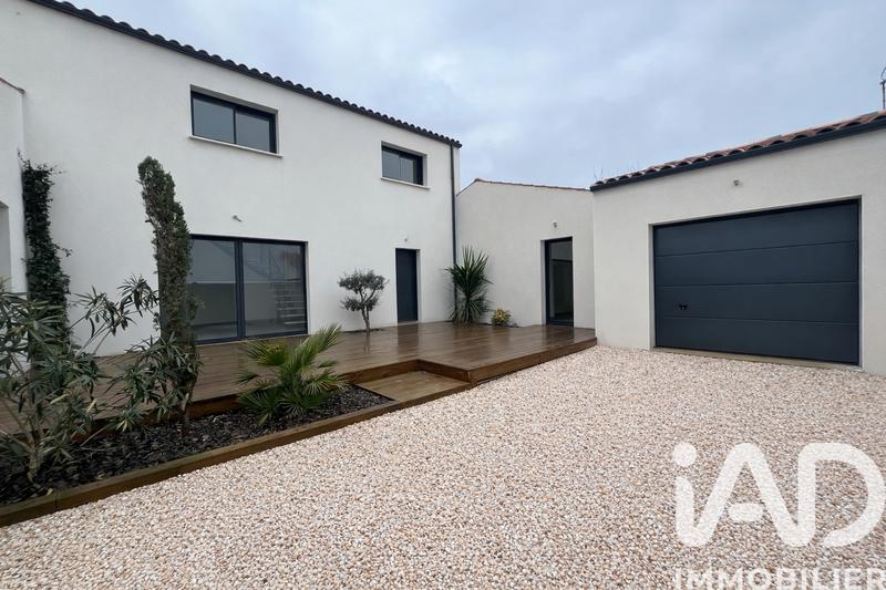 Maison - 142 m² - 5 pièces