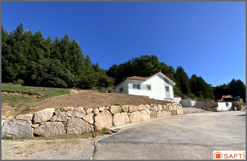 Maison - 140 m² - 6 pièces