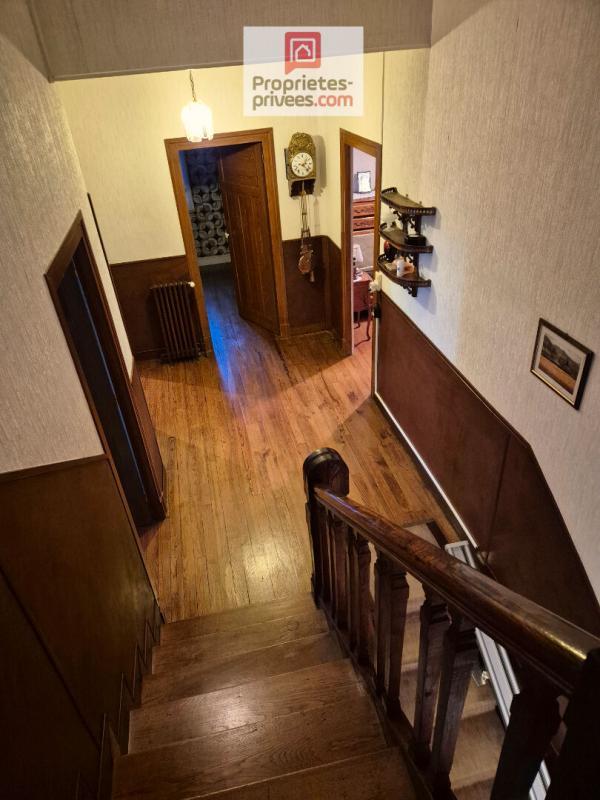 Maison - 179 m² - 8 pièces