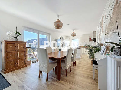 Maison - 179 m² - 8 pièces