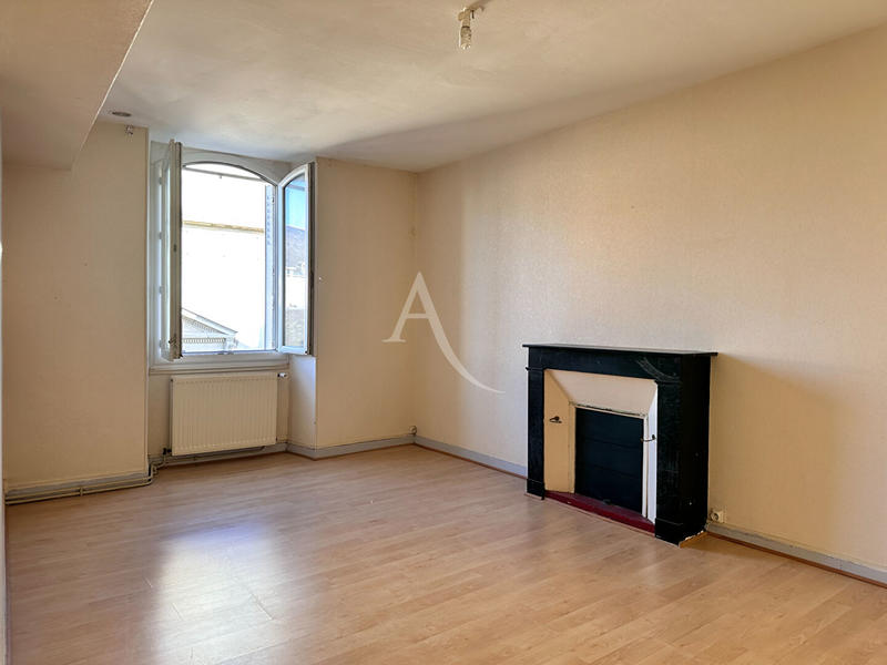 Maison - 263 m² - 5 pièces