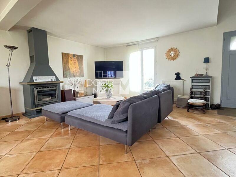 Maison - 145 m² - 5 pièces