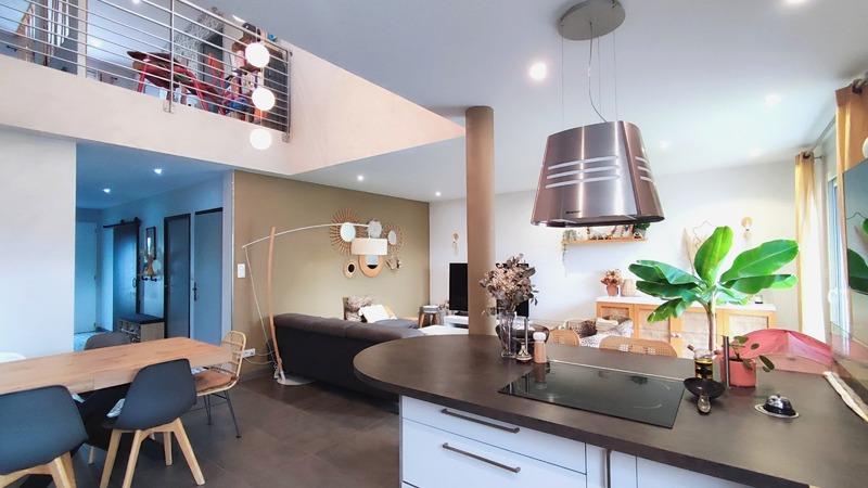 Maison - 160 m² - 5 pièces