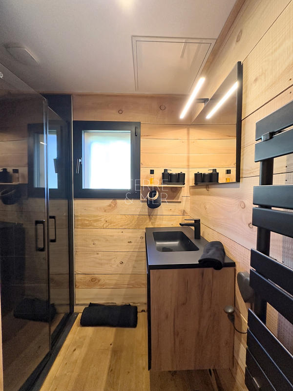 Maison - 95 m² - 4 pièces