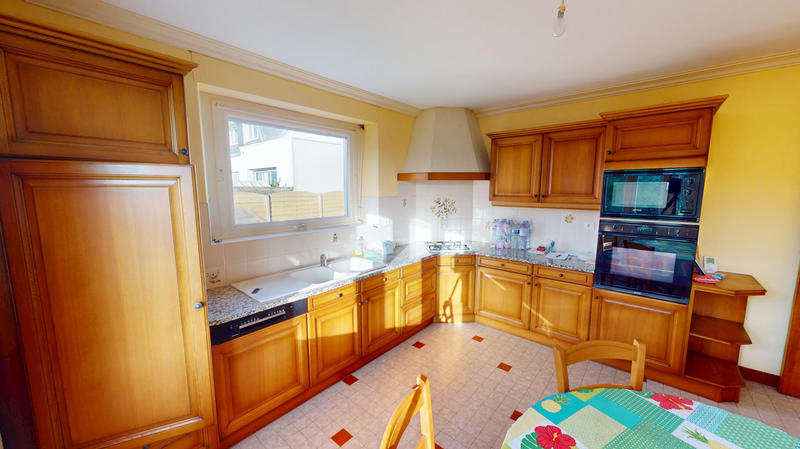 Maison - 160 m² - 7 pièces