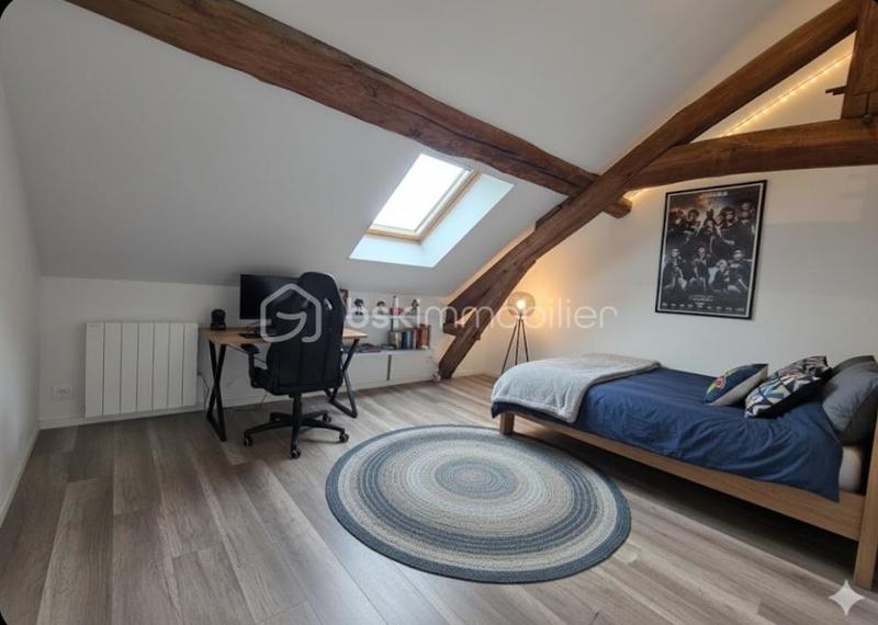 Maison - 110 m² - 4 pièces