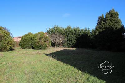 Terrain constructible - 1 134 m²