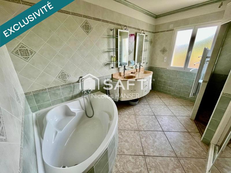 Maison - 181 m² - 6 pièces