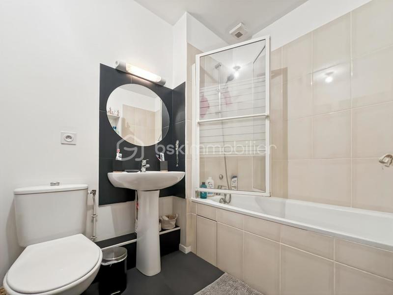 Pavillon - 80 m² - 4 pièces