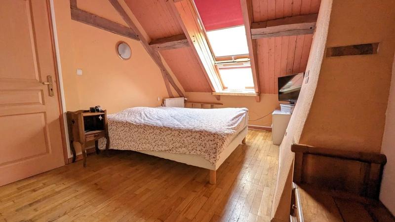 Maison - 183 m² - 6 pièces