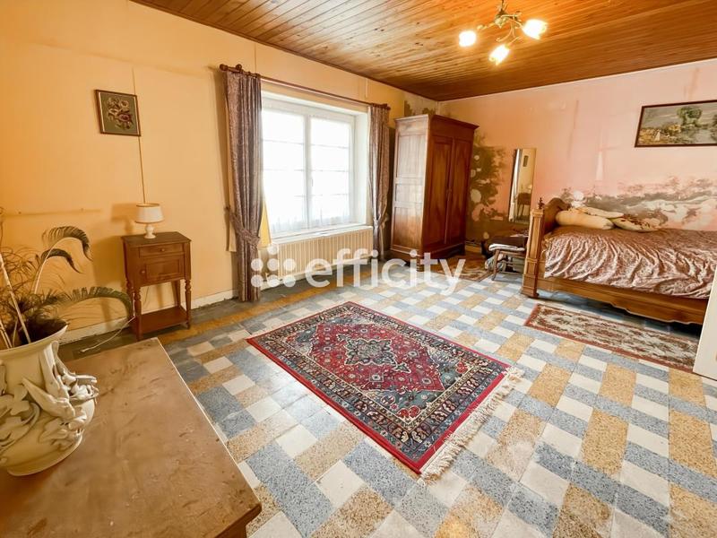 Maison - 157 m² - 8 pièces