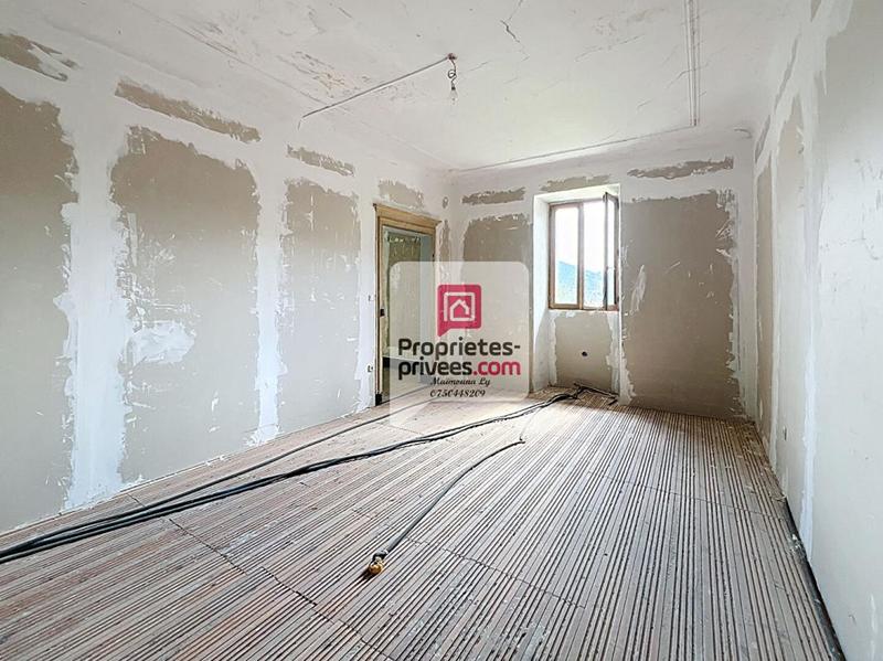 Maison - 621 m² - 12 pièces