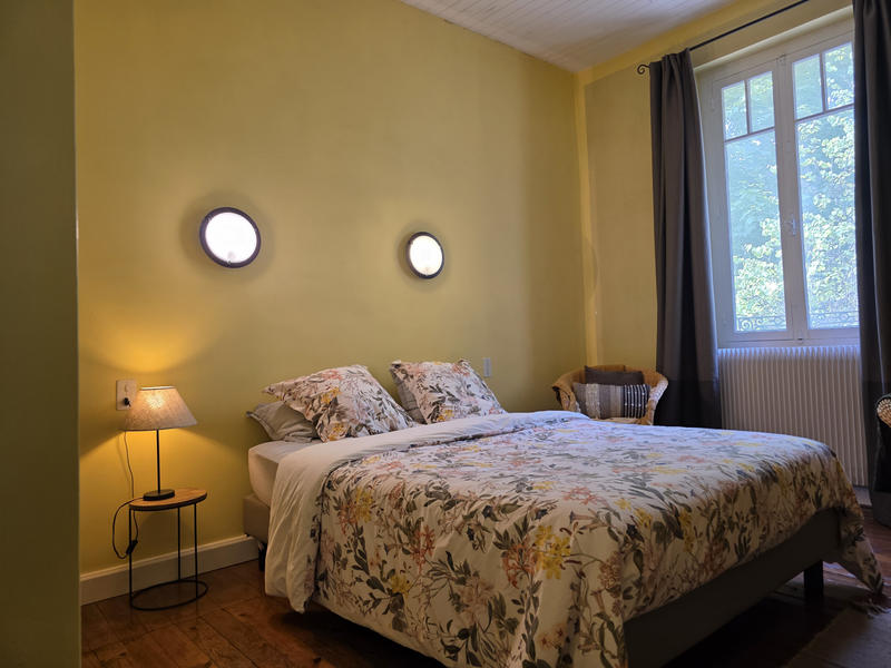 Maison - 262 m² - 7 pièces