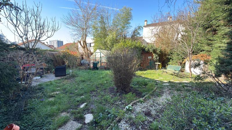 Maison - 139 m² - 7 pièces