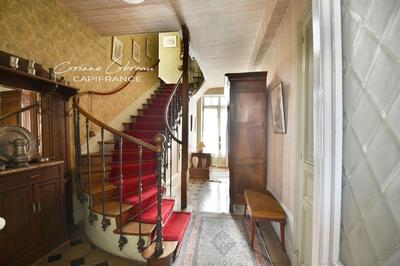 Maison de maîtres - 446 m² - 14 pièces