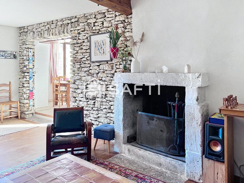 Maison - 160 m² - 5 pièces