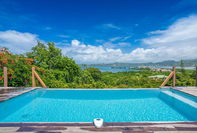 Villa - 270 m² - 6 pièces