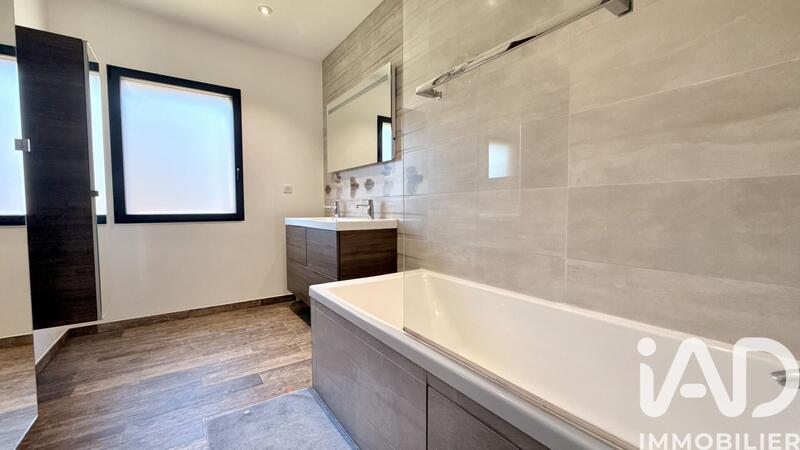 Maison de maîtres - 158 m² - 8 pièces