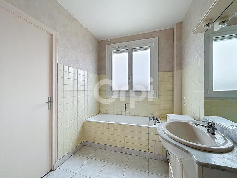 Appartement - 70 m² - 4 pièces