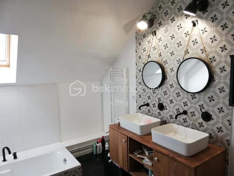 Maison ancienne - 195 m² - 5 pièces