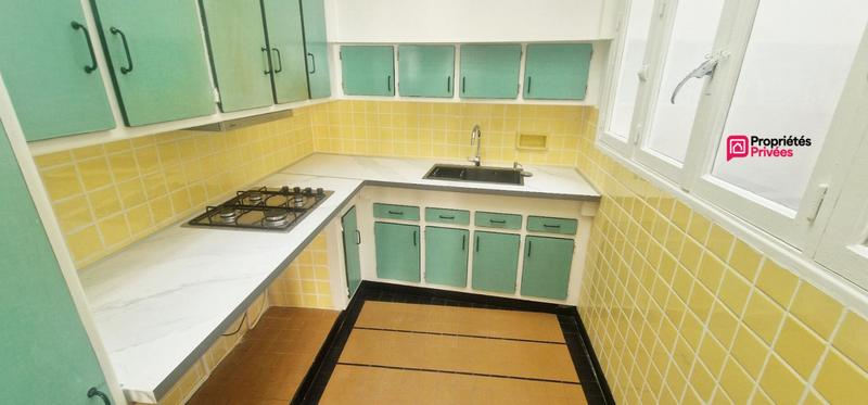 Immeuble - 94 m² - 4 pièces