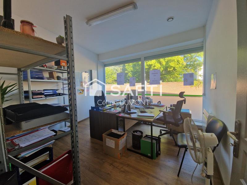 Bureau - 204 m² - 9 pièces