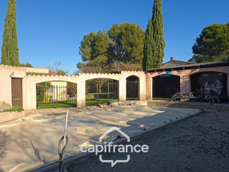 Villa - 160 m² - 8 pièces