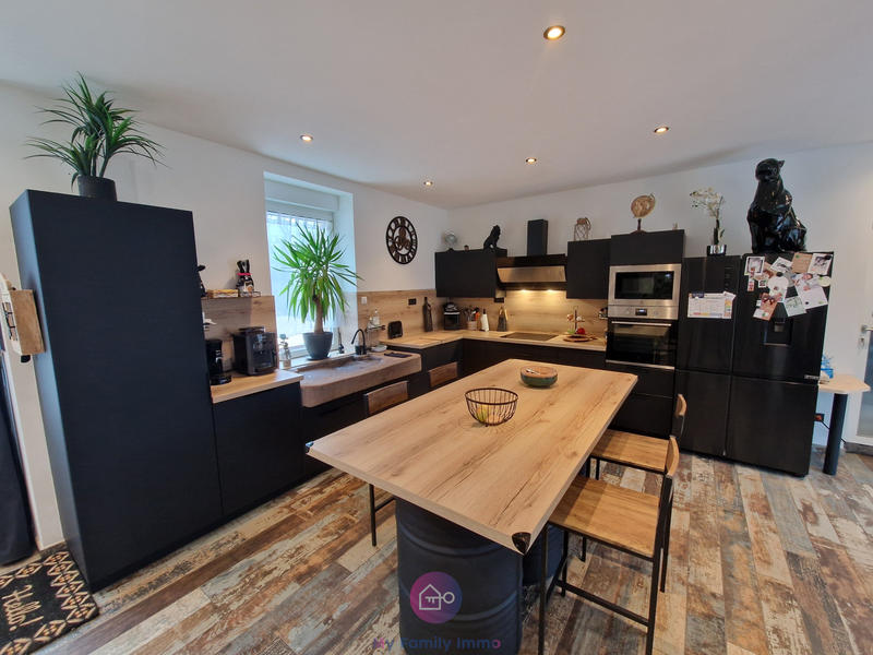 Maison - 133 m² - 5 pièces