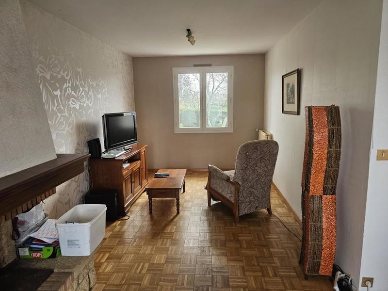 Maison - 99 m² - 6 pièces