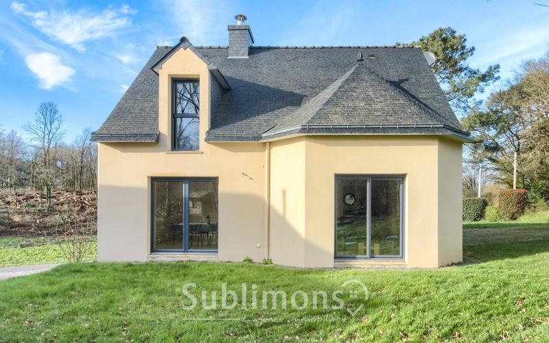 Maison - 110 m² - 4 pièces