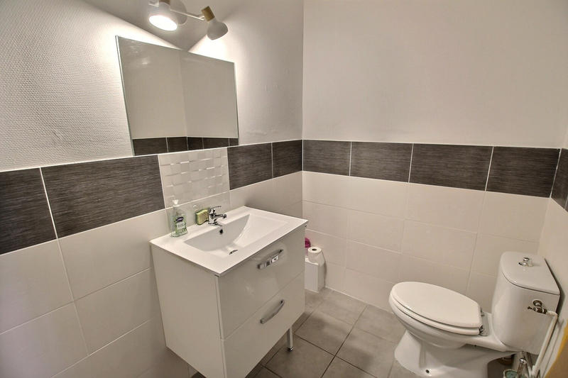 Maison de village - 107 m² - 4 pièces