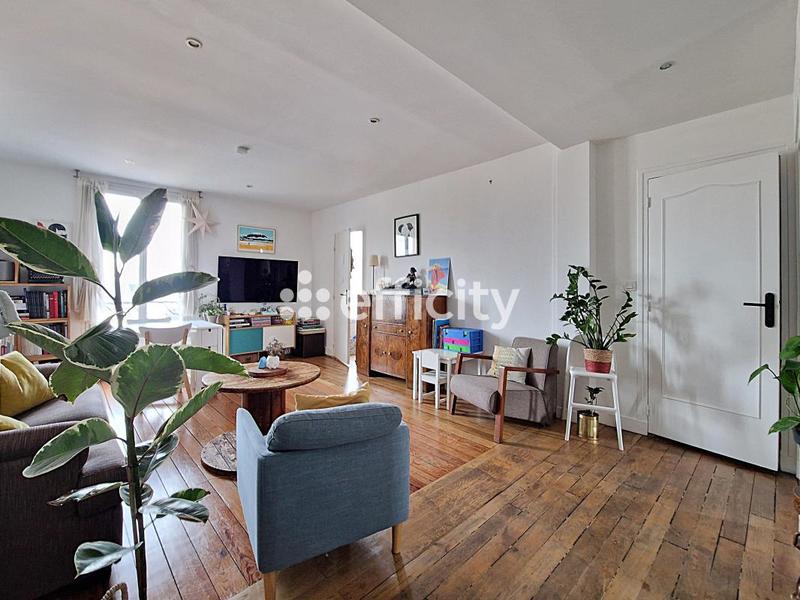 Appartement - 64 m² - 3 pièces